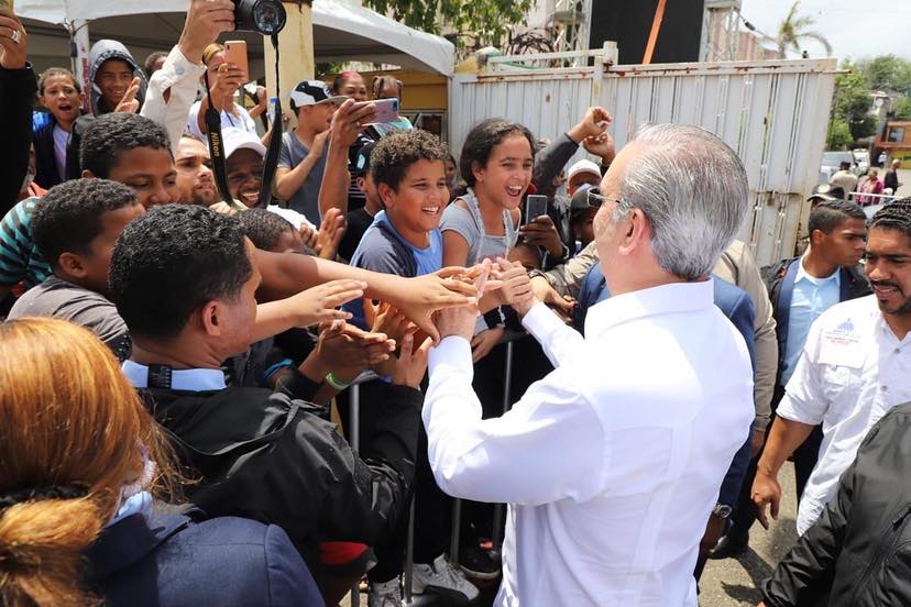 El Pdte. Luis Abinader supervisó la Jornada de Inclusión Social “Primero Tú”