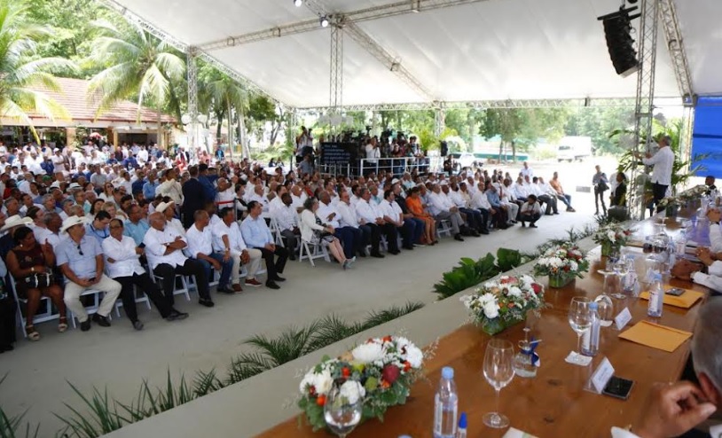 Agricultores agradecen apoyo del presidente