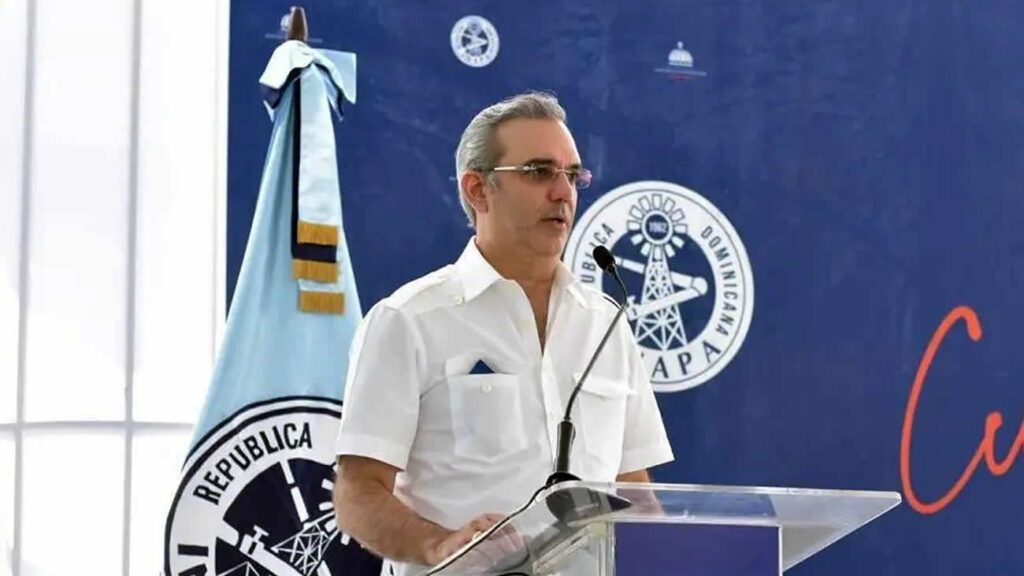 Mejora sistema de agua potable en Boca Chica