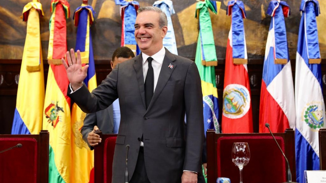 Abinader aboga por fortalecimiento democrático en el XI Foro Parlamentario Iberoamericano 2022