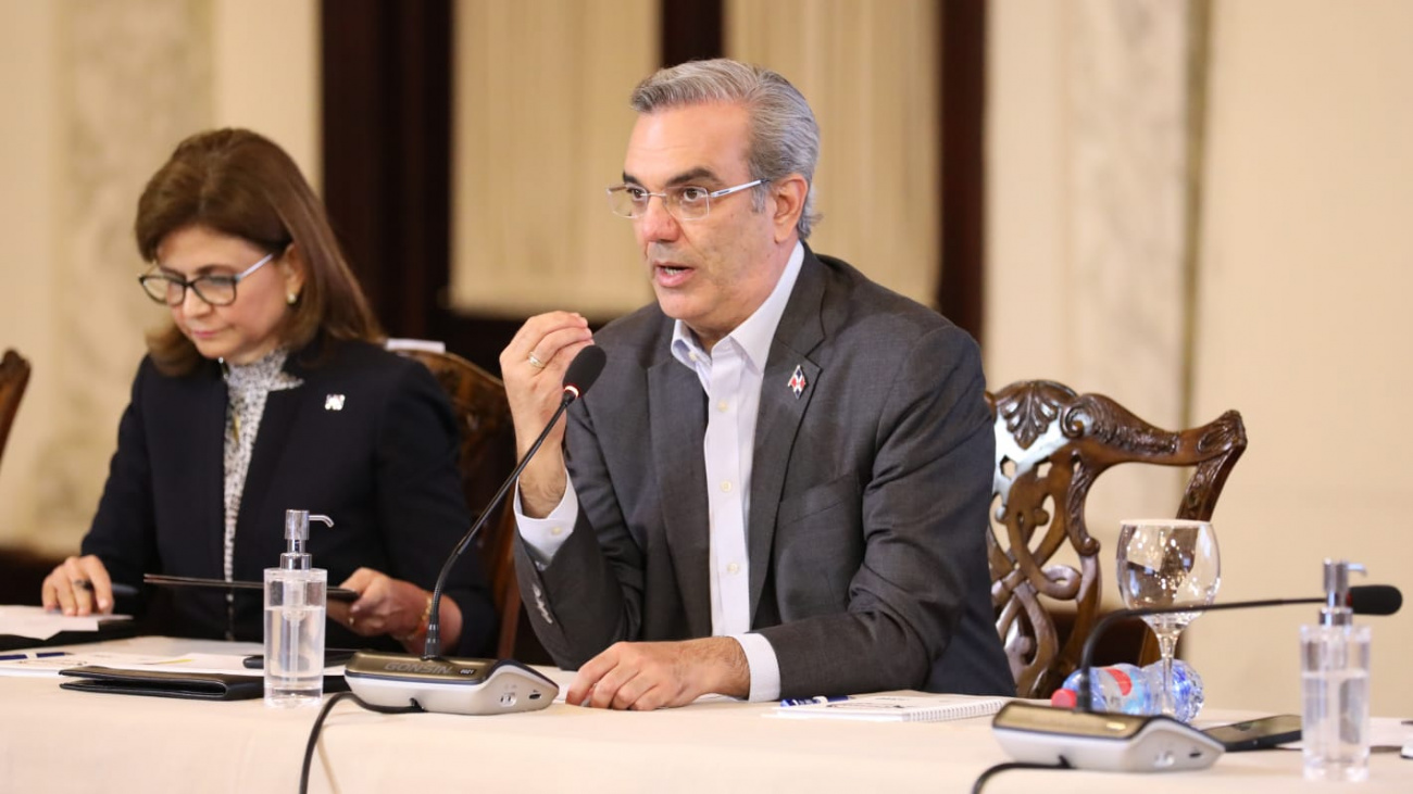 Abinader se reúne con autoridades de su gestión para coordinar Censo Nacional