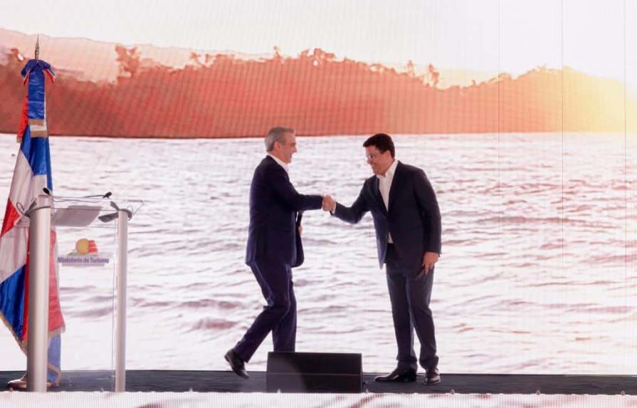 Abinader da prioridad a  defensa de la soberanía y apoyar el turismo durante viaje al exterior