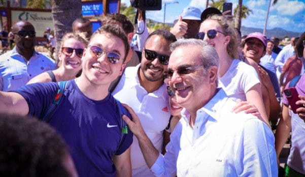 Gobierno licitará muelle turístico en Barahona