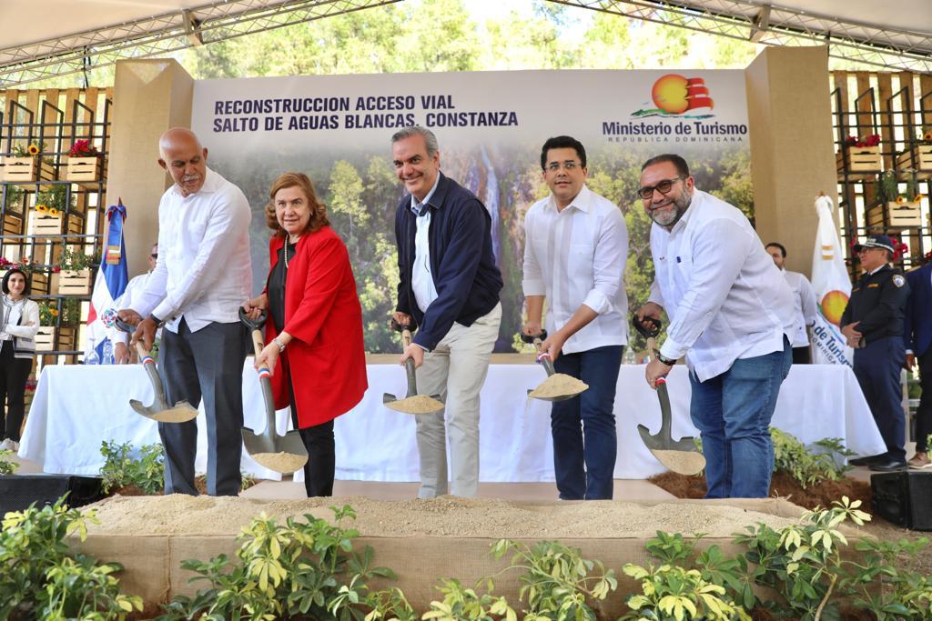 Gobierno reconstruirá carretera hacia el Salto de Aguas Blancas en Constanza