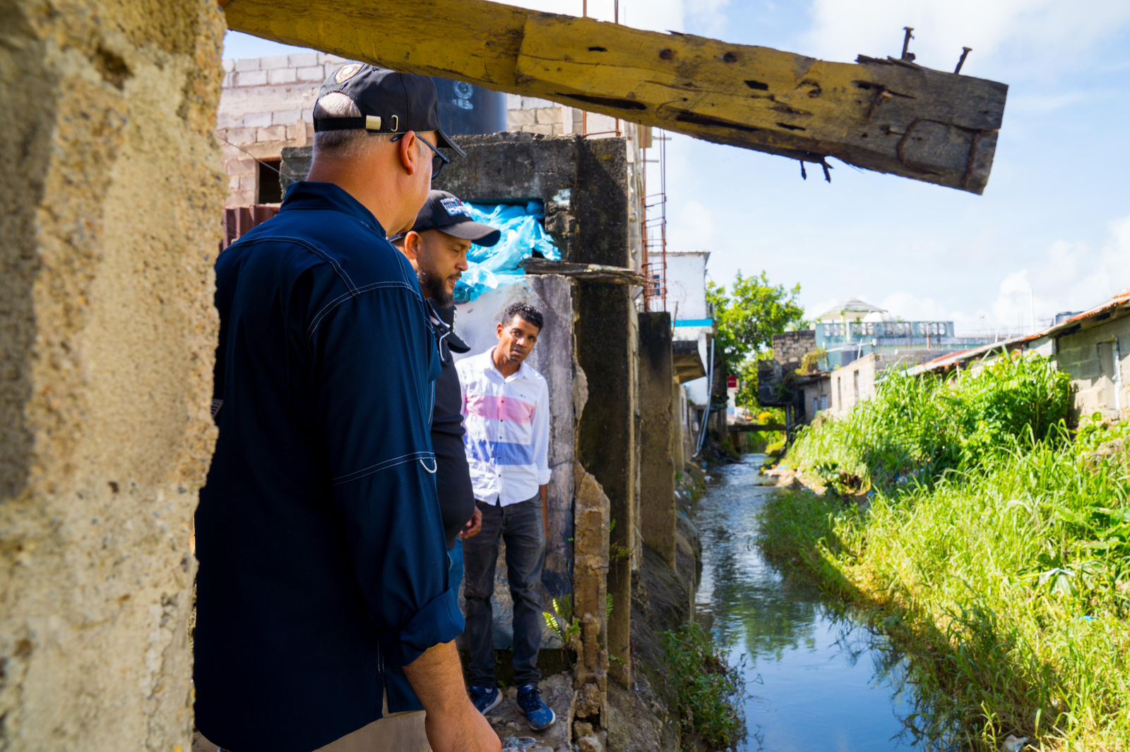 Despliegue del gobierno: Ayudas para familias afectadas por lluvias en Nagua, Las Galeras, Veragua e Imbert