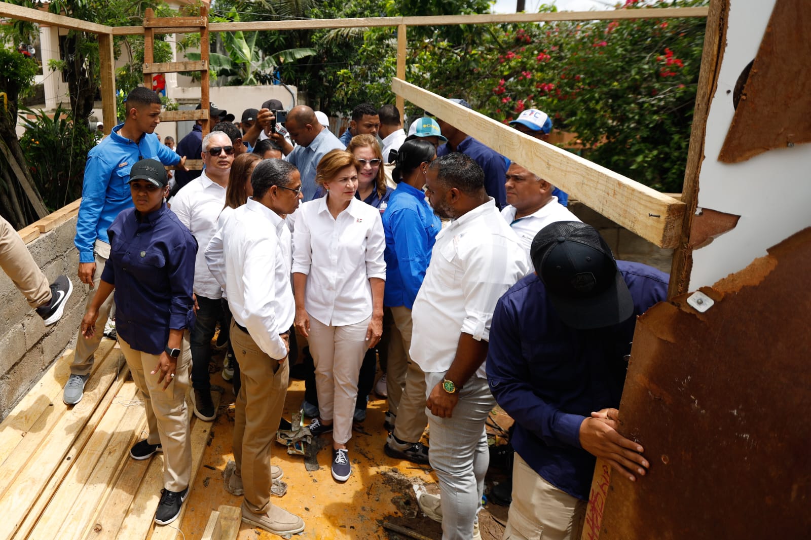 Vicepresidenta Raquel Peña activa plan de emergencia para reconstruir viviendas en San Francisco de Macorís