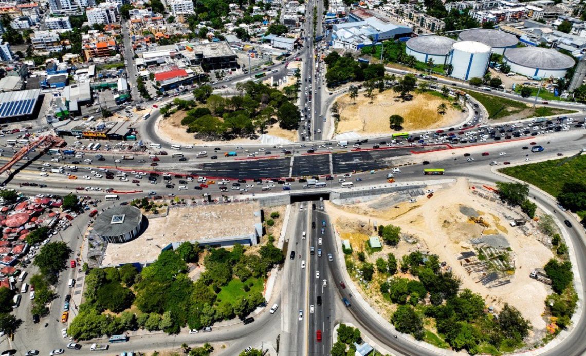 Reconstruyen km 9 de la Duarte: nuevos carriles listos el lunes