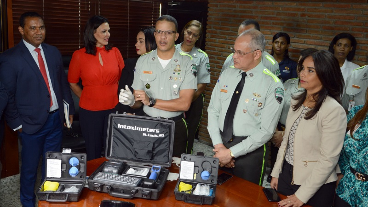 Retoman uso de alcoholímetros esta noche en vías de SD
