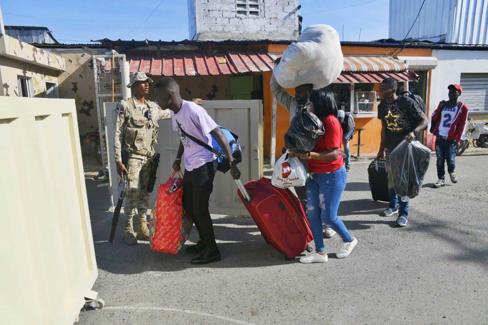 Histórica repatriación: 226,117 haitianos indocumentados en solo nueve meses